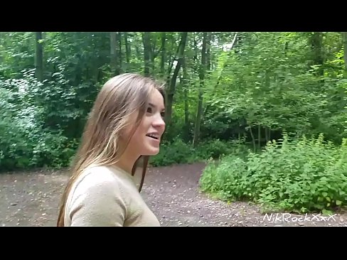 ❤️ Ech hunn dem Evelina virgeschloen datt mir op enger ëffentlecher Plaz fécken! Si sot jo. Dunn hunn ech hatt an den Arsch gefickt an an hirem Mond kum. Dunn huet si sech selwer gepisst. ❤❌ Pornovideo bei eis ❌❤